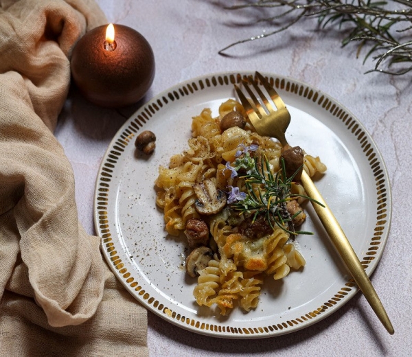 Zdravi recepti Zapečeni fusilli s domaćom kobasicom i gljivama Zdravi recepti Zapečeni fusilli s domaćom kobasicom i gljivama